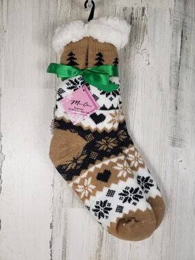 NWT Sherpa Lined Knit Winter Snowflake Holiday Design No-Slip Slipper Socks